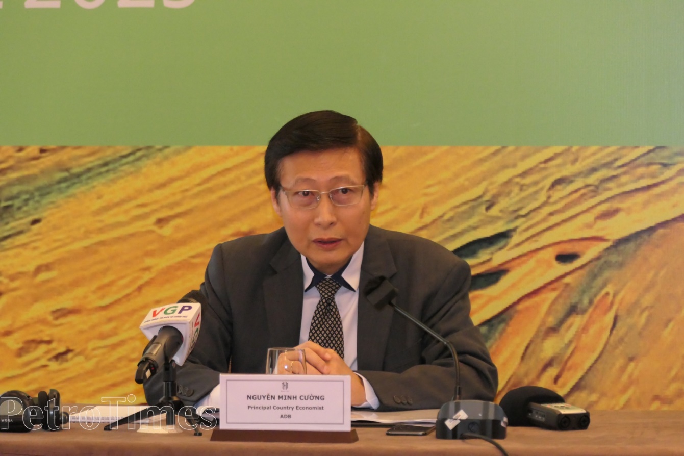 ADB: Việt Nam cần đột phá để đạt mức tăng trưởng GDP 6,5% trong năm 2023