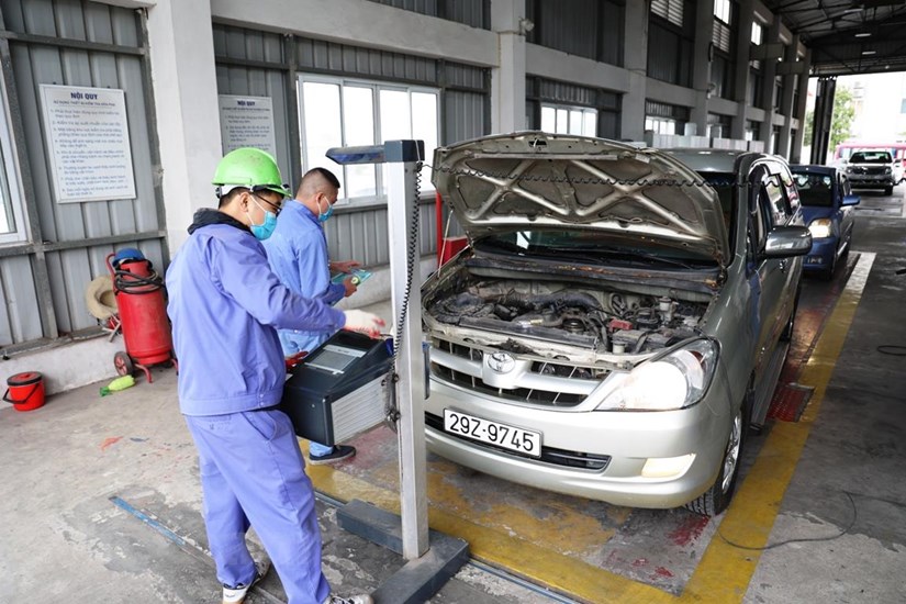 Cục Đăng kiểm đưa giải pháp gỡ ùn tắc phương tiện đến kiểm định | Giao  thông | Vietnam+ (VietnamPlus)
