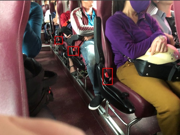   Hành khách không ai thắt dây an toàn trên xe khách Hải Âu tuyến cao tốc Hà Nội - Hải Phòng