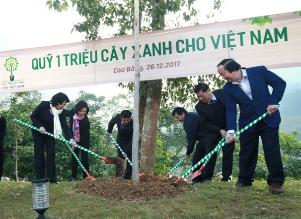 Hành trình về nguồn của Vinamilk và quỹ 1 triệu cây xanh tại tỉnh Cao Bằng  - Đà Nẵng Online