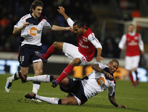 Điểm tin 2/2 Quang Liêm trở lại Top 10 giải Anh mở rộng