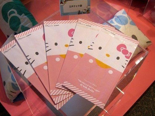 Máy bay dành riêng cho fan của Hello Kitty