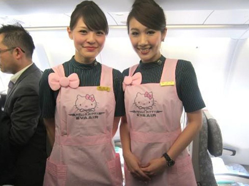 Máy bay dành riêng cho fan của Hello Kitty