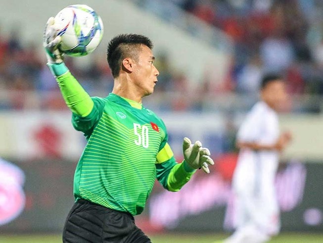 Bùi Tiến Dũng lập kỷ lục vô tiền khoáng hậu ở ASIAD, lập đại công đưa U23 Việt Nam vào bán kết bui tien dung lap ky luc vo tien khoang hau o asiad lap dai cong dua u23 viet nam vao ban ket
