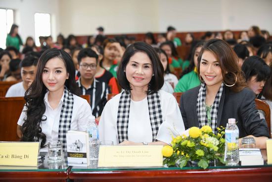 Mỹ nữ chảnh nhất “Gạo nếp gạo tẻ” vượt qua cái nghèo như thế nào? Mỹ nữ chảnh nhất “Gạo nếp gạo tẻ” vượt qua cái nghèo như thế nào?