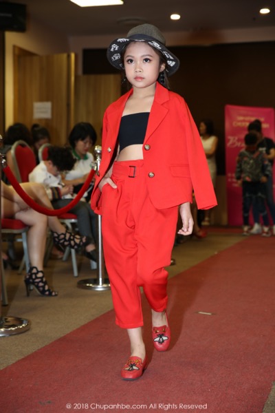 Dàn mẫu nhí top đầu Hà thành quy tụ tại sự kiện Beauty Night Dàn mẫu nhí top đầu Hà thành quy tụ tại sự kiện Beauty Night