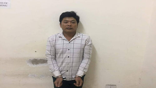 Trốn truy nã 12 năm, cán bộ địa chính xã sống dưới “vỏ bọc” của em kết nghĩa đã mất Trốn truy nã 12 năm, cán bộ địa chính xã sống dưới “vỏ bọc” của em kết nghĩa đã mất