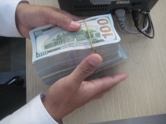 Ngân hàng thương mại mua 600 triệu USD từ Ngân hàng Nhà nước ngan hang thuong mai mua 600 trieu usd tu ngan hang nha nuoc