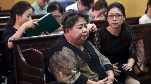 Bà Hứa Thị Phấn phải nhận mức án 30 năm tù và bị buộc bồi thường 1105 tỉ đồng 