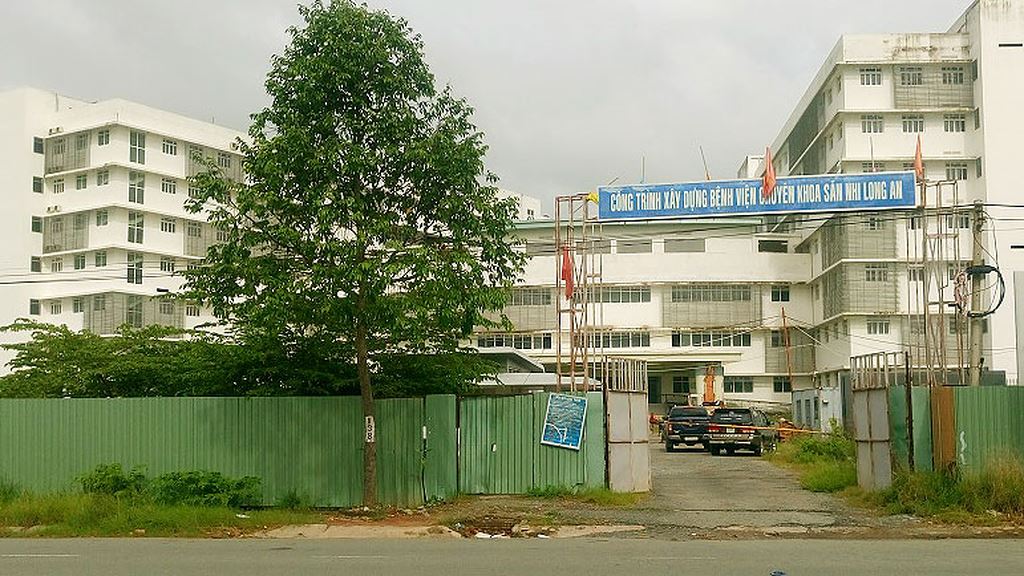 Công ty TNHH Xây lắp điện cơ Phú Hưng Thịnh vừa bị chấm dứt hợp đồng tại Gói thầu Điều hòa không khí khối nhà chính thuộc Dự án Bệnh viện Chuyên khoa Sản nhi Long An. Ảnh: Bệnh viện nhi Long An
