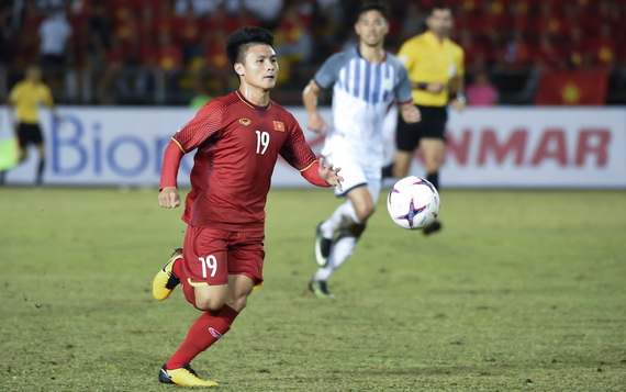 Quang Hải thi đấu nổi bật tại bán kết AFF Cup 2018.Ảnh: AFF