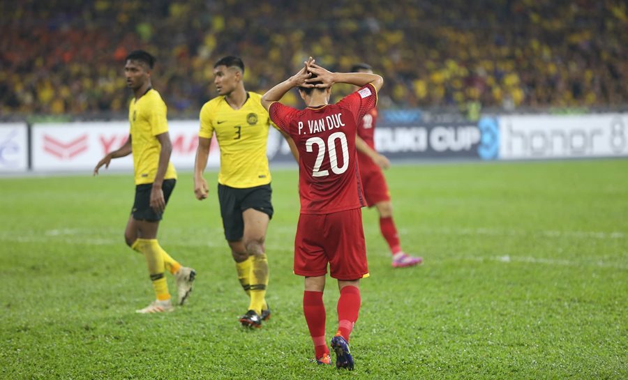 Tuyển Việt Nam tái đấu Malaysia: Thầy Park lo gì?