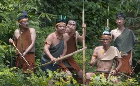 Hài Tết dung tục: Các nghệ sĩ nhân dân, ưu tú tự phá danh hiệu? hai tet dung tuc cac nghe si nhan dan uu tu tu pha danh hieu