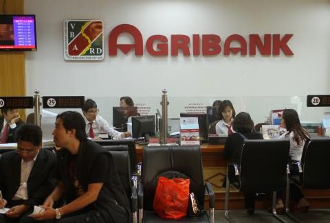 Agribank tung 5.000 tỉ cho vay tiêu dùng nhanh đối kháng với tín dụng đen - Ảnh 1.