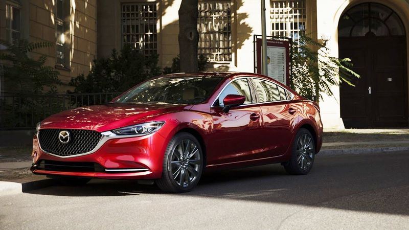 Trở lại sau thời lãng quên: Camry, Accord... bất ngờ giảm giá