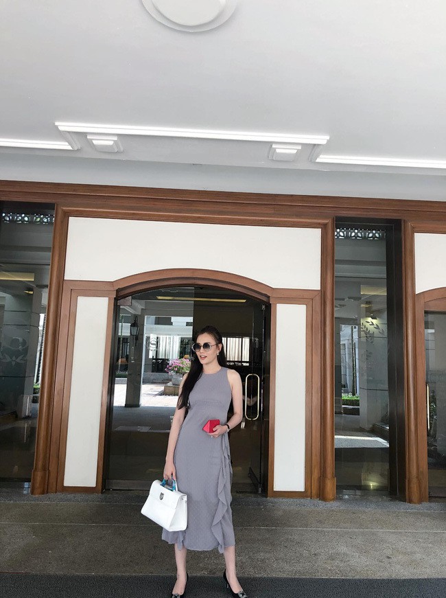 Tuổi 30, Phương Oanh Quỳnh búp bê sở hữu căn hộ cao cấp, xế hộp tiền tỉ - Ảnh 13. Tuổi 30, Phương Oanh Quỳnh búp bê sở hữu căn hộ cao cấp, xế hộp tiền tỉ - Ảnh 13.