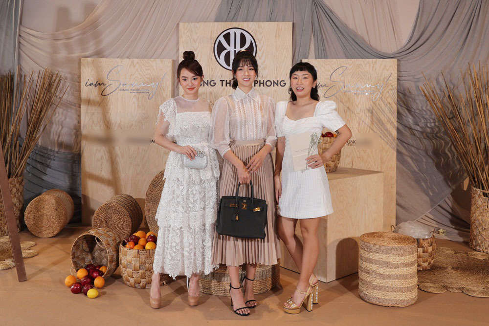 Ngọc Trinh, Phương Khánh, Mâu Thủy đọ thân hình sexy trong show thời trang