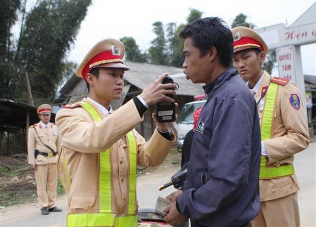 6 tháng đầu năm: Tai nạn giao thông giảm, ùn tắc giao thông tăng hình ảnh 2 6 thang dau nam: Tai nan giao thong giam, un tac giao thong tang hinh anh 2