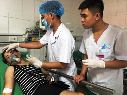 Phóng hỏa đốt nhà khiến 5 người nhập viện Phóng hỏa đốt nhà khiến 5 người nhập viện