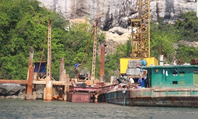 Cấp tốc phê duyệt tác động môi trường cho công trình xâm hại vịnh Hạ Long.
