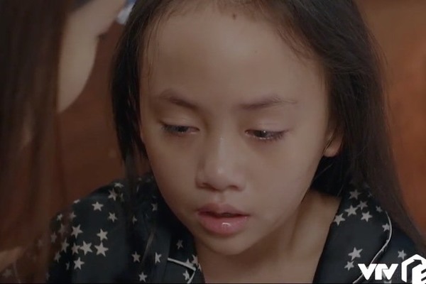 Diễn viên nhí 'Hoa hồng trên ngực trái' lấy nước mắt triệu khán giả