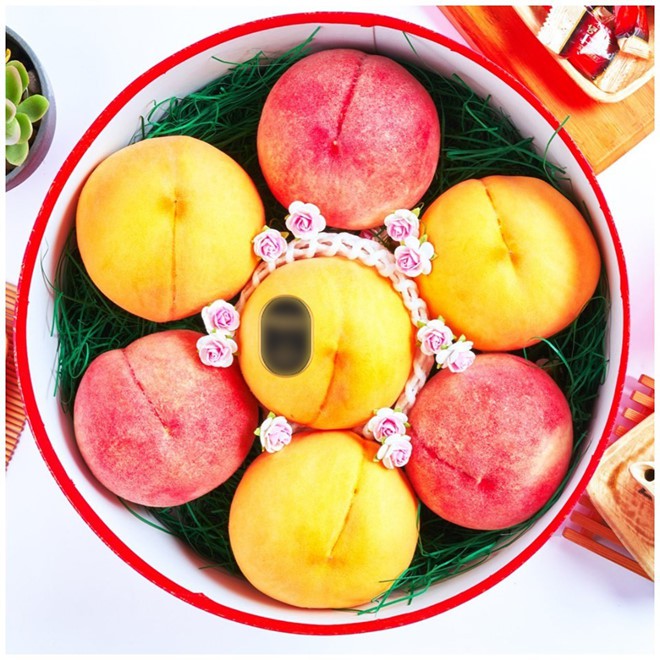 Gần 1 triệu đồng cặp đào tiên Nhật Bản ở Việt Nam - Ảnh 1. Gần 1 triệu đồng cặp đào tiên Nhật Bản ở Việt Nam - Ảnh 1.