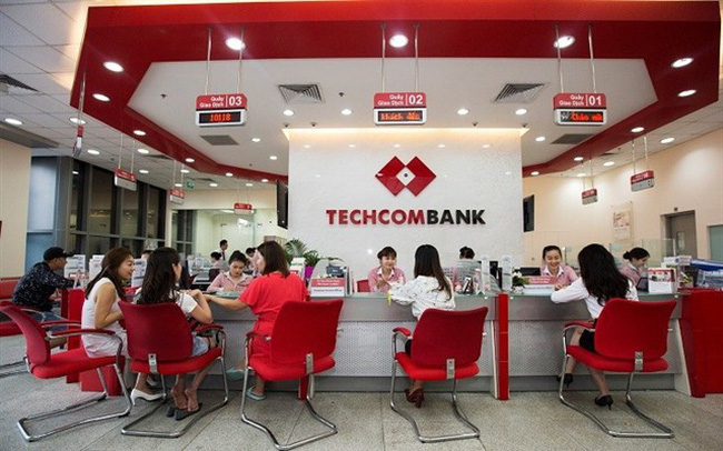 Phó Tổng Giám đốc Techcombank muốn bán ra cổ phiếu TCB - Ảnh 1.