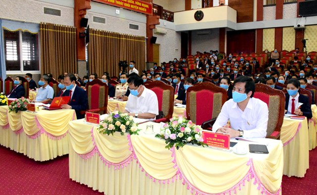 Đại biểu dự  Đại hội Đại biểu Đảng bộ huyện Lâm Bình lần thứ II, nhiệm kỳ 2020-2025.