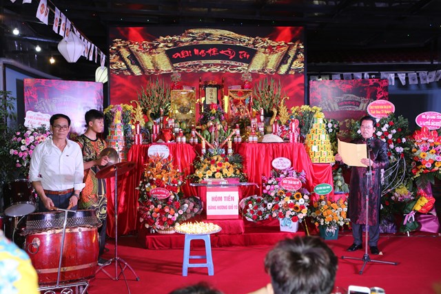 NSND Trần Nhượng – Chủ lễ đọc văn khấn Tổ nghề sân khấu