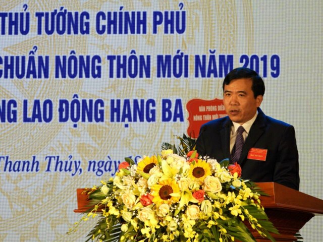 Ông Nguyễn Minh Tường, Bí thư huyện Thanh Thủy gửi lời cảm ơn sâu sắc đến lãnh đạo Nhà nước và nhân dân - Ảnh: Sơn Thủy