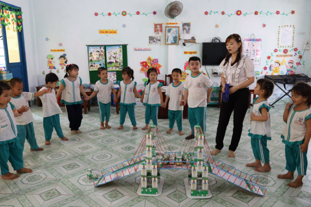 4 năm Vinamilk triển khai Sữa học đường tỉnh Bến Tre 'được lòng' cả thầy trò, phụ huynh 2