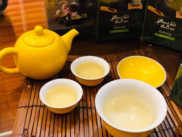 Không chỉ là thương hiệu trà ngon và nổi tiếng, Phong Hải còn được giới sành trà chọn là địa chỉ uy tín để mua trà làm quà tặng, quà biếu.