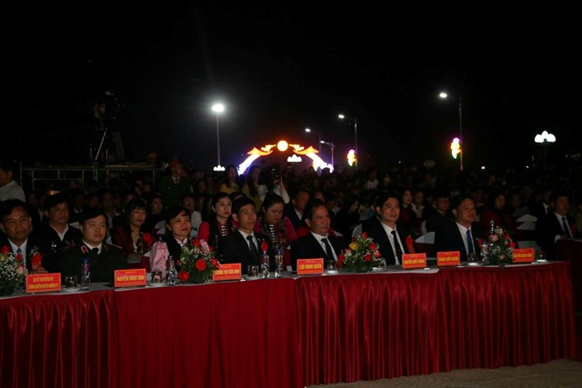 Các đại biểu dự lễ kỷ niệm thành lập huyện Sông Mã.