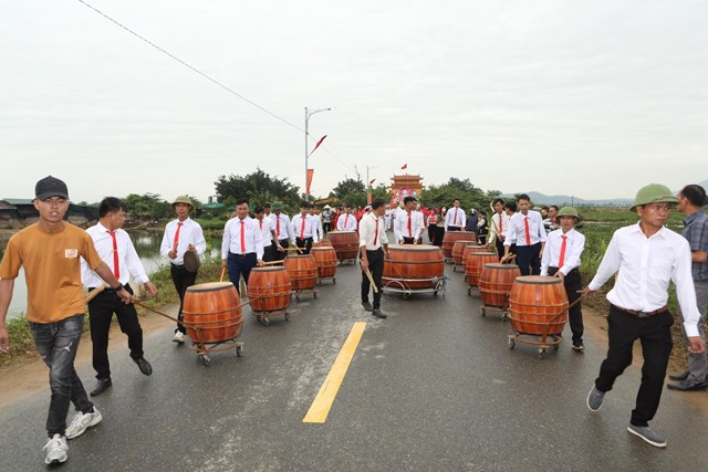 Ph&#250; Thọ: Long trọng tổ chức Lễ kh&#225;nh th&#224;nh cổng l&#224;ng Sơn Vi, x&#227; Sơn Thủy - Ảnh 8