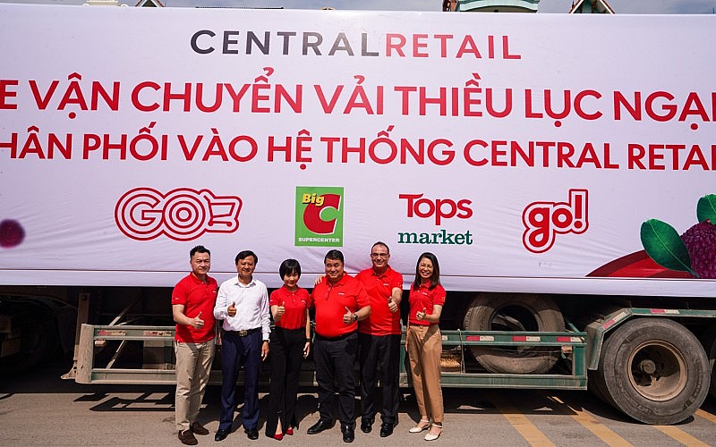 Xuất hành nhiều chuyến container vải thiều chính vụ của tỉnh Bắc Giang vào Hệ thống phân phối của Central Retail