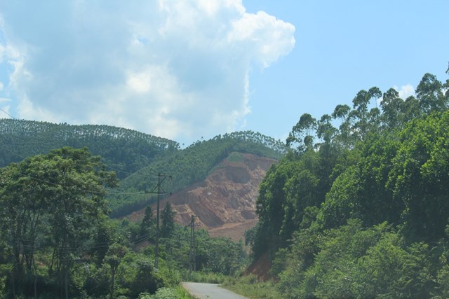 Việc khai thác tài nguyên đất trên địa bàn xã Thọ Văn được đảm bảo tốt về công tác môi trường. Ảnh: Tây Bắc.