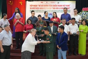 Lễ tiếp nhận 'Hồ sơ Chứng tích Chiến tranh Việt Nam'