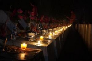 Hàng ngàn ngọn nến tri ân thắp sáng Vị Xuyên trong đêm