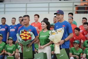 Tiếp sức cho các Đội tuyển Bóng đá Quốc gia Việt Nam