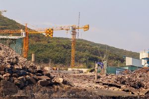 Công trình xây dựng không phép ở đảo Hòn Tằm lấn vịnh Nha Trang