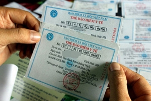 Làm thế nào để mua được bảo hiểm y tế ở Hà Nội nếu không có hộ khẩu ở Hà Nội?