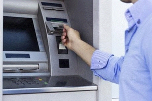 ATM bất động, cạn tiền cận Tết Nguyên đán