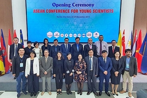 Chính thức khai mạc Hội nghị các nhà khoa học trẻ ASEAN tại Hà Nội