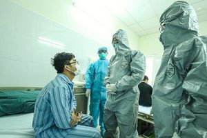 Số ca mắc COVID-19 ở Việt Nam lên 148, Bộ Y tế khuyến cáo người dân không nên ra đường