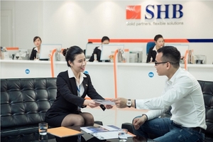 SHB ưu đãi lãi suất và tặng bảo hiểm cho khách hàng cá nhân vay vốn