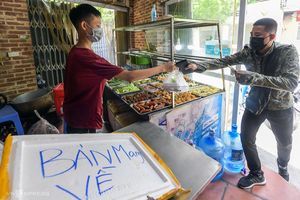 Hà Nội: Từ 12h ngày 16/9, cửa hàng ăn, uống tại một số quận huyện được bán mang về