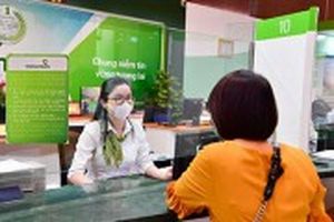 Vietcombank tăng một số dịch vụ thẻ ATM, thẻ tín dụng từ 1/7