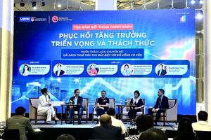 Tọa đàm “Đối thoại chính sách: Phục hồi tăng trưởng - Triển vọng và thách thức”