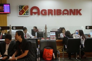 Agribank tung 5.000 tỉ cho vay tiêu dùng nhanh 'đối kháng' với tín dụng đen