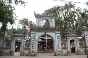 Về Hà Tĩnh thăm Đền Chợ Củi linh thiêng, ngắm dòng Lam thơ mộng